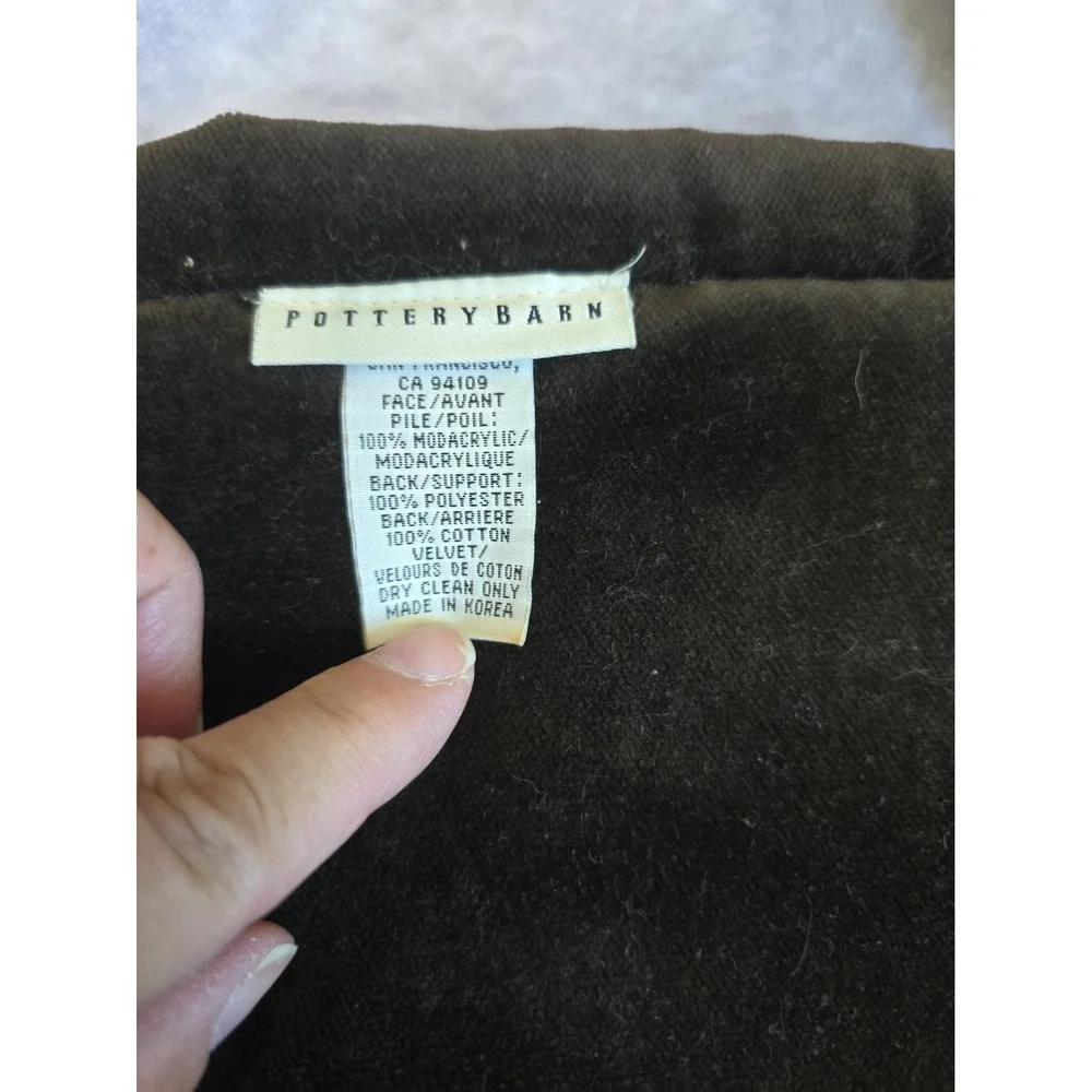 Pottery Barn  49